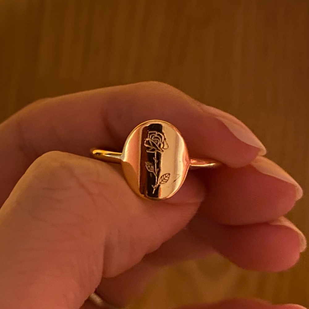 Rose ring - Picture 3 of 3